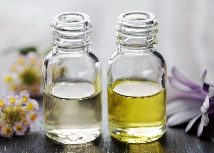izdelajte svoj parfum, naravno kozmetiko z jasminom in kokosovim oljem