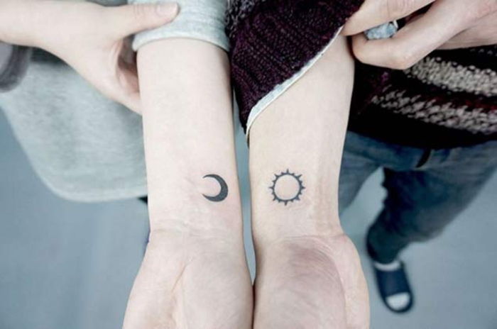 tatuiruočių idėjos partneriams, mėnulis ir saulė, rankų tatuiruotės, meilės įrodymas
