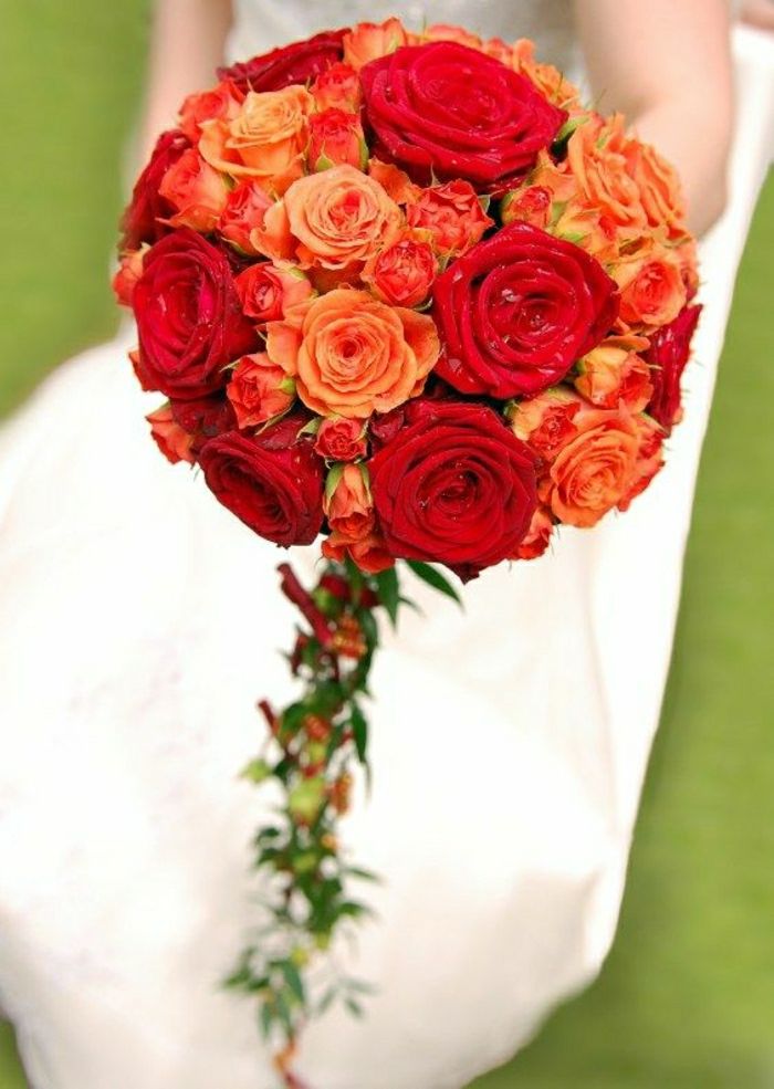 gepassioneerde Round-bruidsboeket-rood-rood-rozen