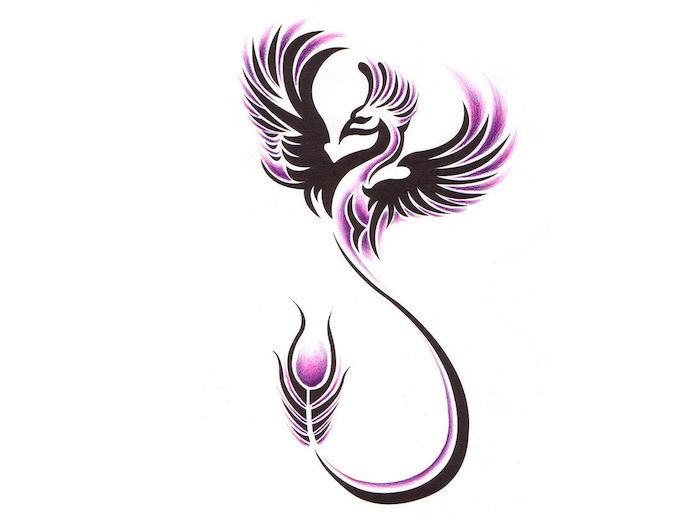 znaczenie tatuażu feniksa - czarny latający feniks z czarnymi skrzydłami i czarnymi i fioletowymi piórami