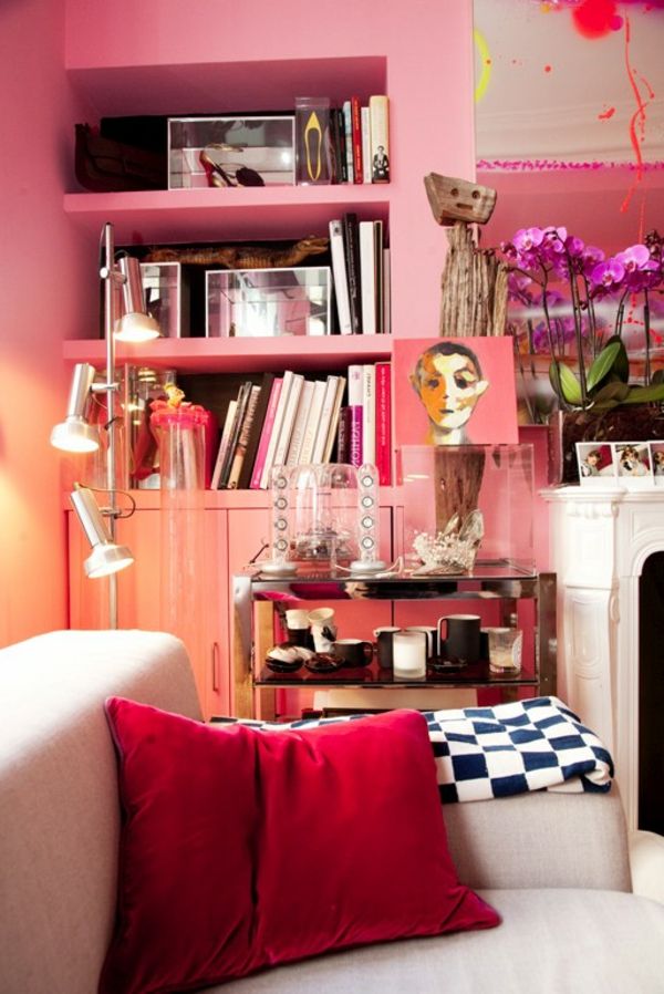 roz perete color-bookshelves