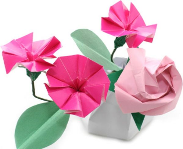 -Cvet zložena origami