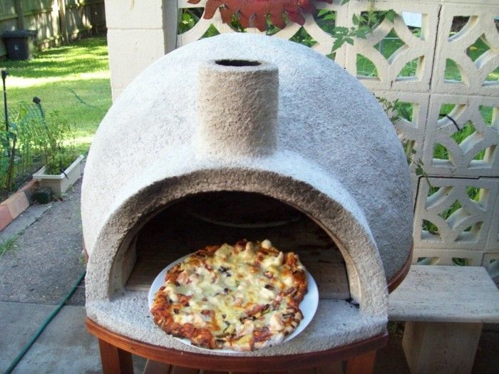 pizzaovn-egen-build-a-deilig-pizza-baking