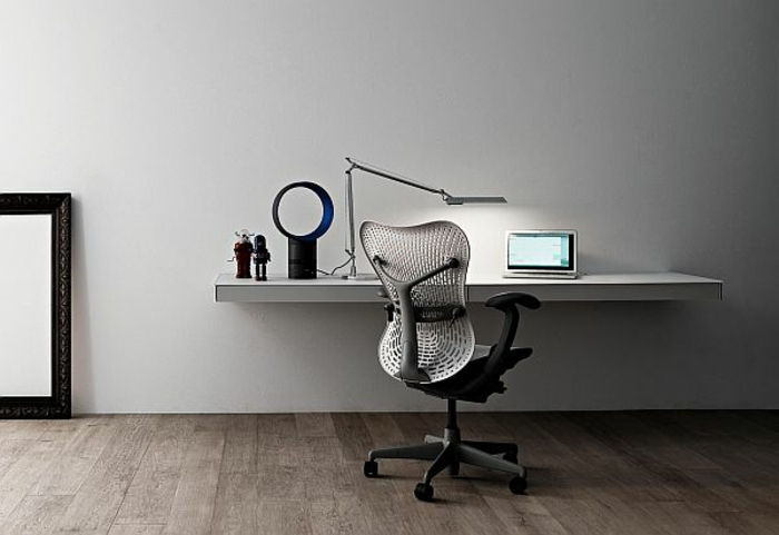 platsbesparande-skrivbord-egen-build-vackra-look