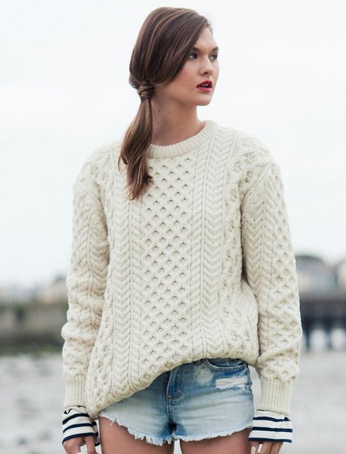 camisola de lã-women-creme cor-de tricô irlandês padrão de curto calças de brim