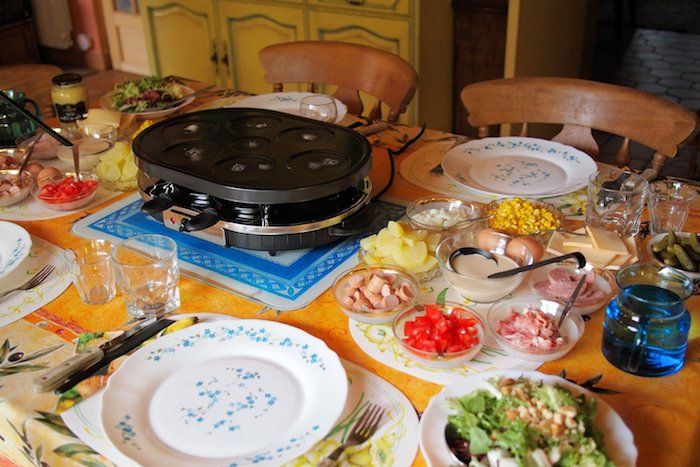 raclette retete pentru a se bucura de sarbatorirea familiei albastru ouă de legume albastru