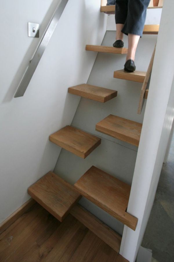 Yerden tasarruf sağlayan merdiven in-ev tasarımı fikri