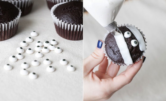fazer e decorar receitas para o Dia das Bruxas, muffins de chocolate, cupcakes múmias