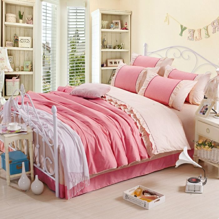 romantiškas miegamasis dizainas-skurdus-chic stiliaus rožinė atspalvių