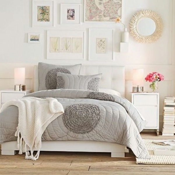 romantyczna sypialnia-design-łóżko-z-szaro-pościelą