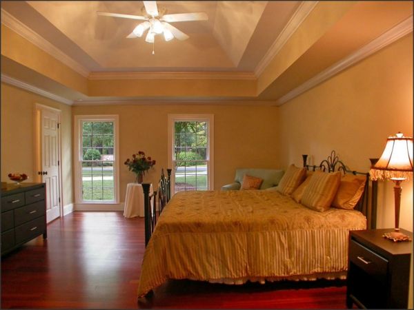 romantic-dormitor-design-cu-o-lampă-next-the-Bedded