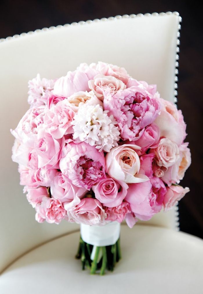 pembe-güller-buketleri-güzel-çiçek-dekorasyon-deco-ile birlikte-çiçekler