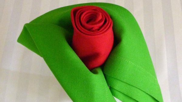 roza-off-prtiček-zložki-super-barve-zelena in rdeča