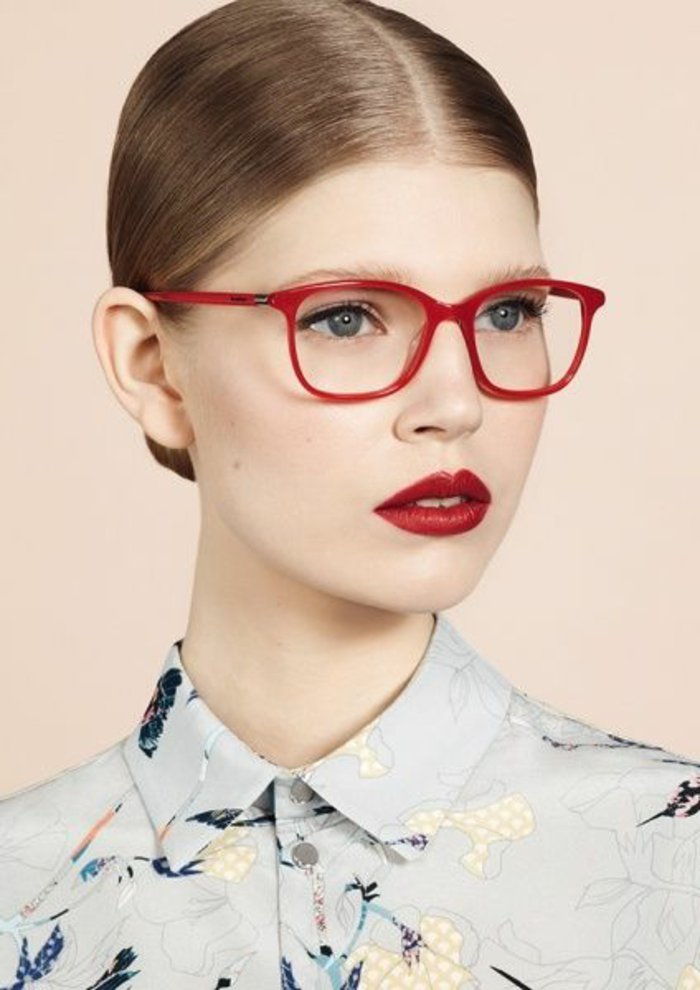 röda retro glasögon modell för kvinnor