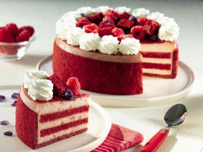 raudona-tortas-pyragas-in-aksomo tortas Styler groesse-ir-skanus-pyragas-su-Special-kartų-uogos-deco