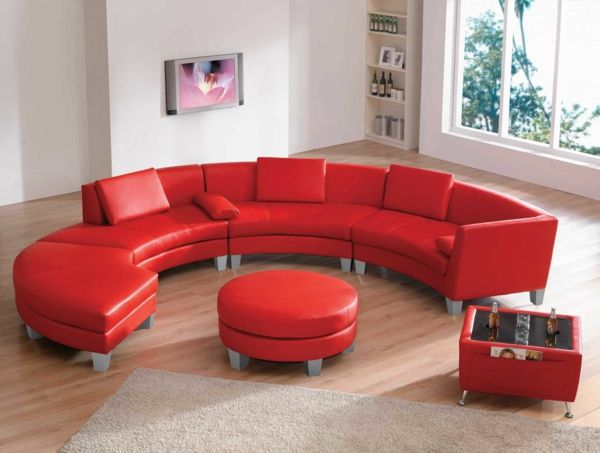 roșu-chic canapea-in-o jumătate de formă rotunjită