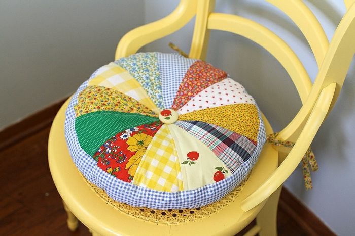 round-sitzkissen-by-stoelen kleurrijke kussens-kussens stuhlauflagen_runde