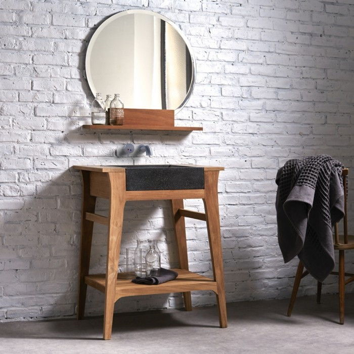 apvalus veidrodis-on-the-sienos-baseino-savo-statyti-modernus-vonios kambarys