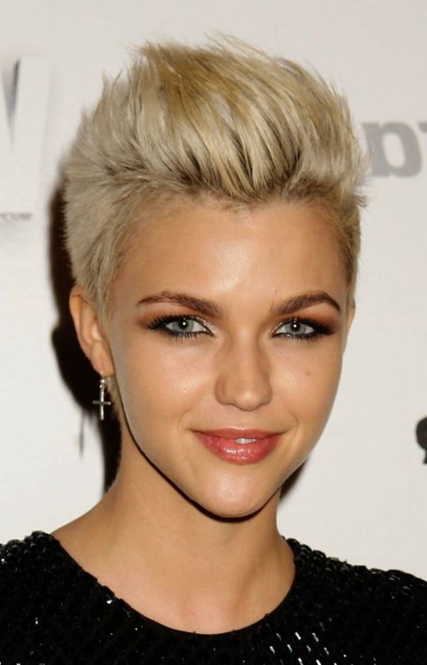 party woman with short hairstyle - blond