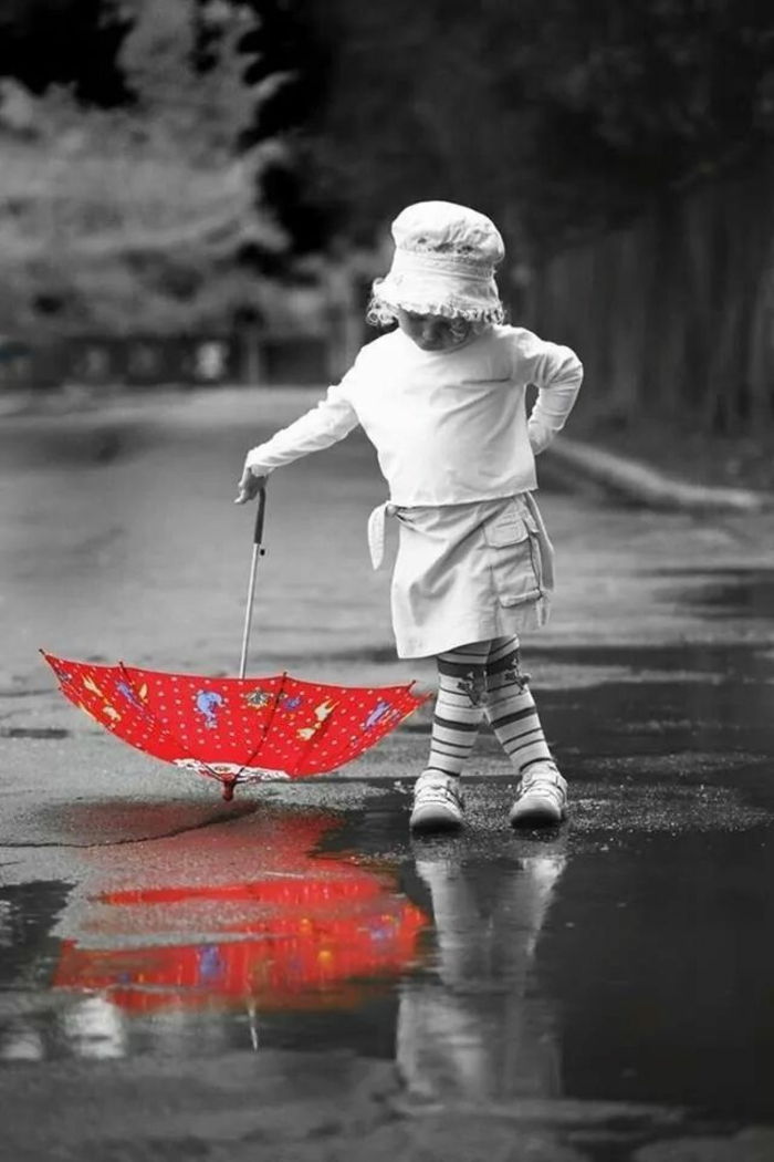 dulce-copil alb-negru foto-kzent Red-Umbrela pentru copii