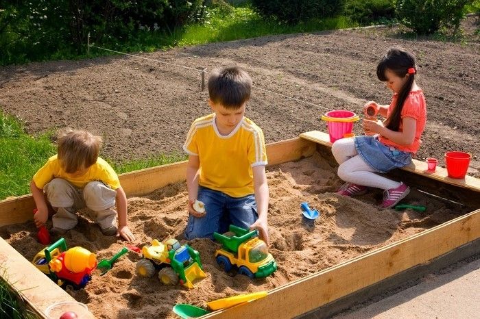 sandbox-lastno-graditi-Lucky Otroci-igre-v-peskovniku