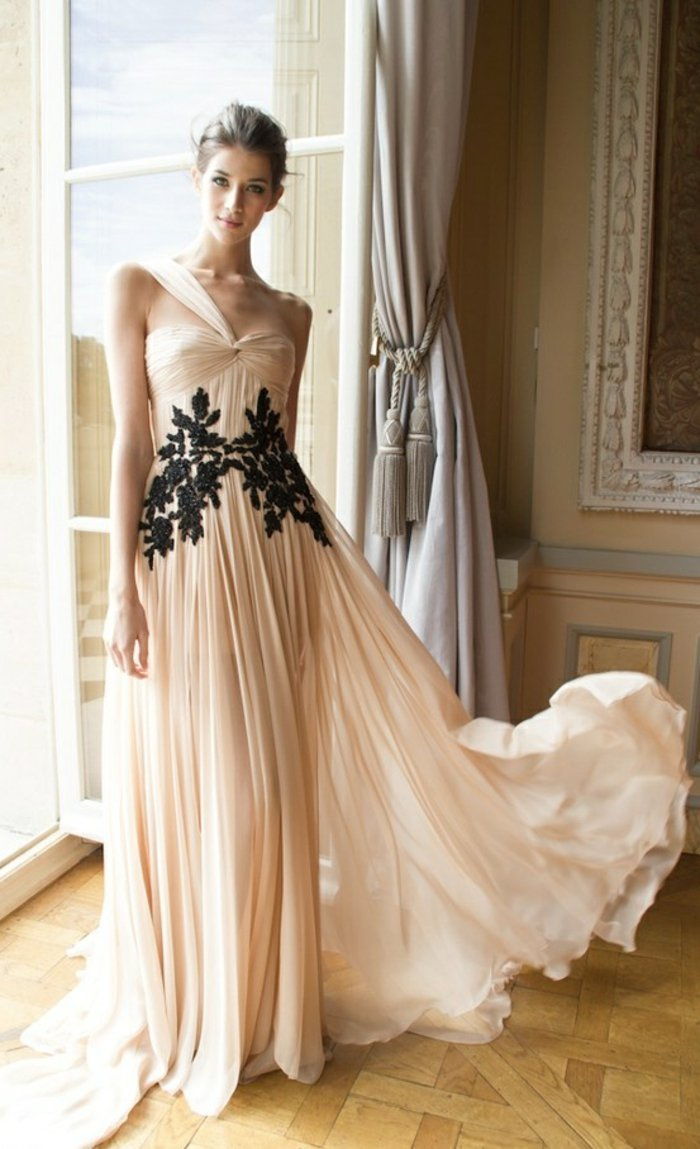 krásne večerné šaty dlhým lüftiges Model Pastel-čiernym dekorom