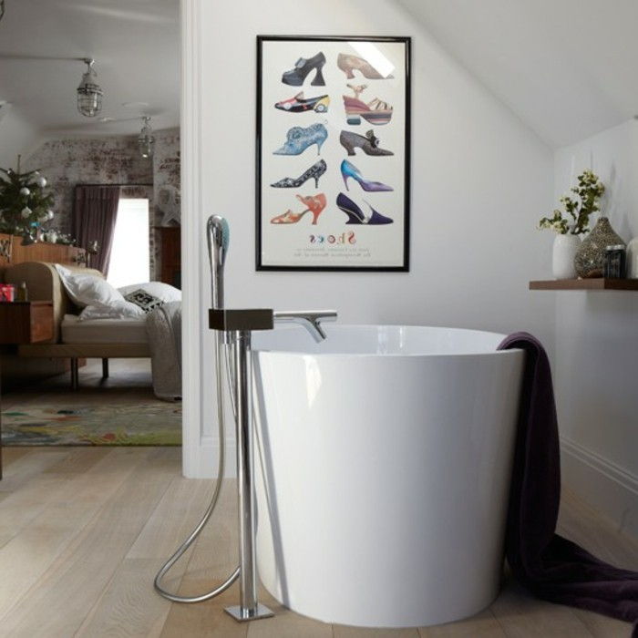 mooi-badkamer ontwerp-ideeën-grote-muur-interessante-bad