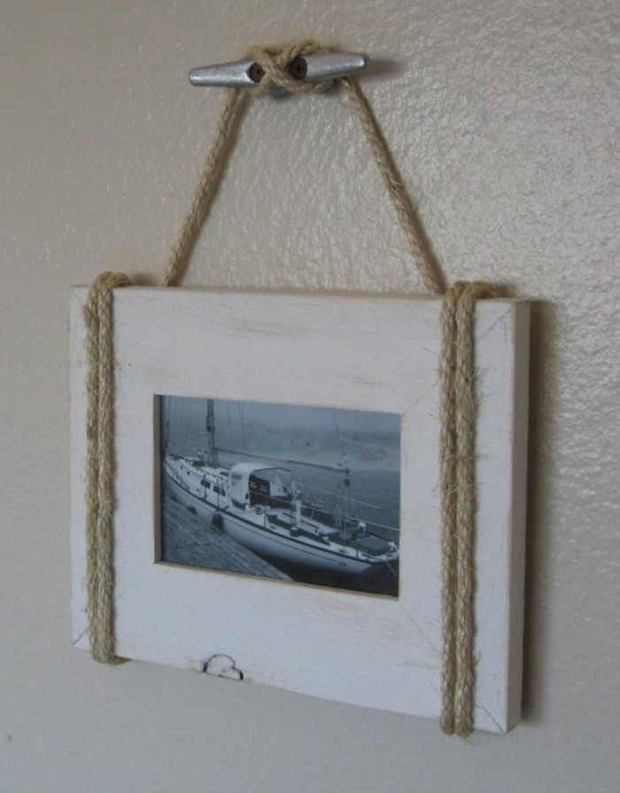 bela Picture Frame Hanging-modelo