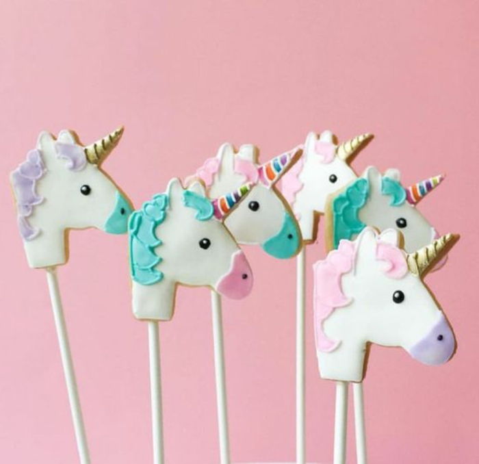 vackra unicorns - bra dekorationsideer för barnhemmen
