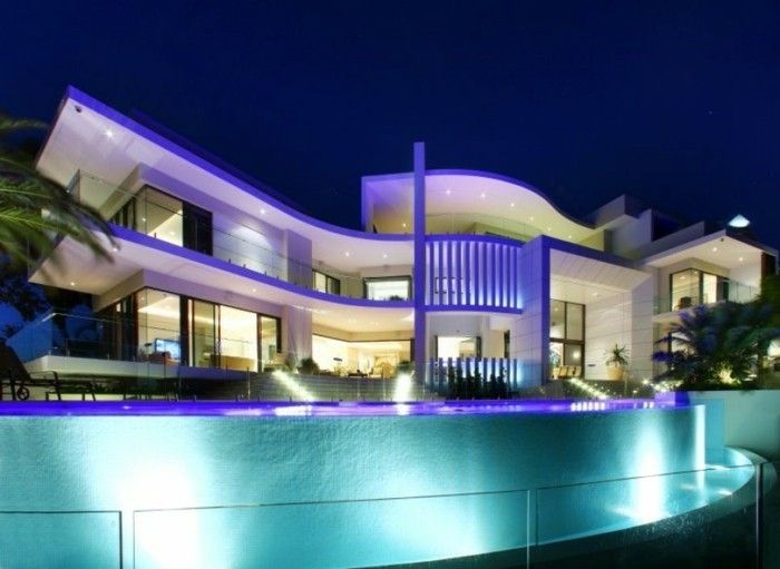 Belas casas-maravilhoso-model-com-a-big-piscina
