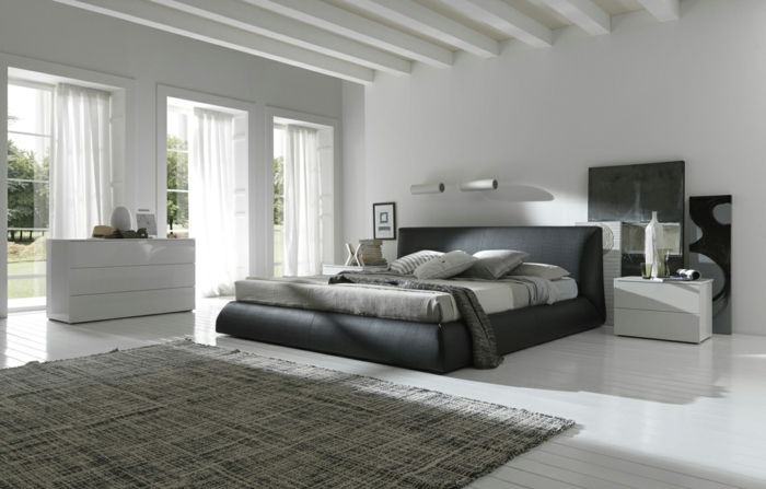krásne-nápady-pre-spálne-šedo-koberec-veľká posteľ