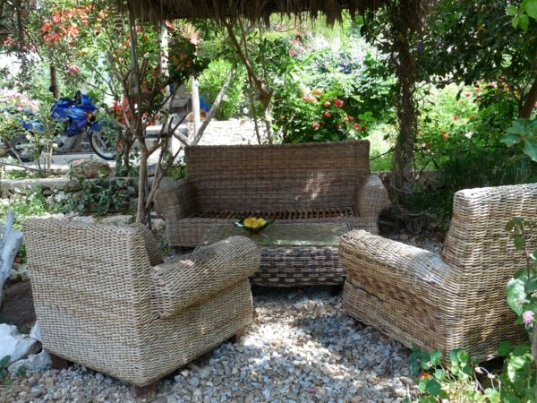 Gražus modernus-sodo baldų rotango sodas-mintys-už-lauko-sodo dizainas