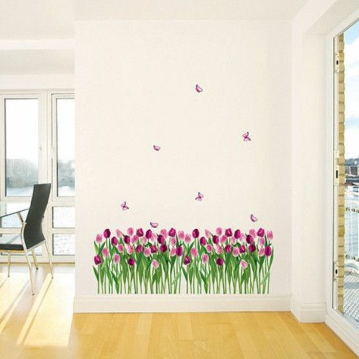 lepa-wandtattos-vijolični-tulipani-in-metulj