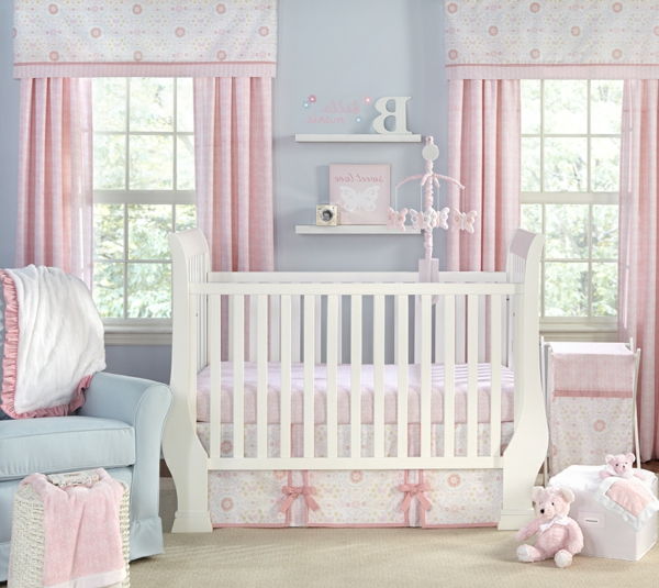 vacker-baby room-girl-funny-sängkläder babyroom Styler babyzimmer-