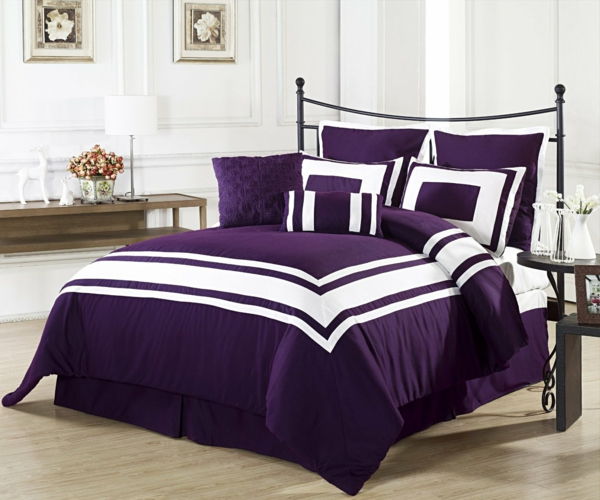 vakker seng-lilac-sengetøy-i-soverom-vegg i hvitt