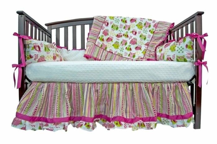 Lepo-design-otroška posteljica-za-girl-veliki-posteljnino in blazine