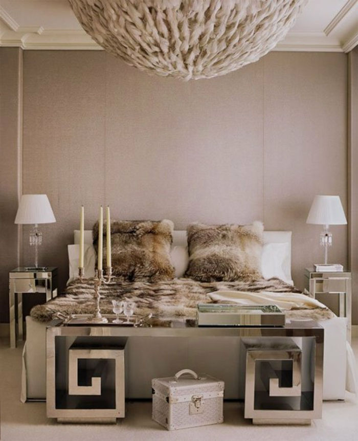 yatak odası tasarımı renkli-boz kahverengi nüansları