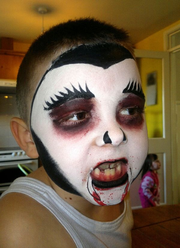 make-up-vampiro-criativo-olhar terrível