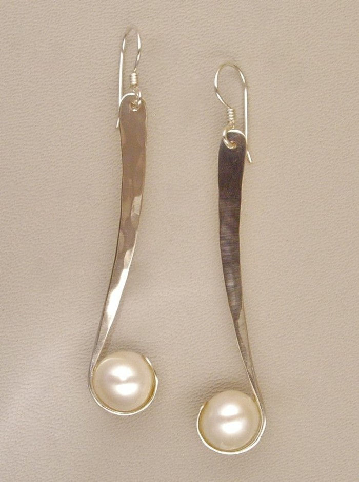 Schmuck-perla posate-te-make-piccole-orecchini-con-