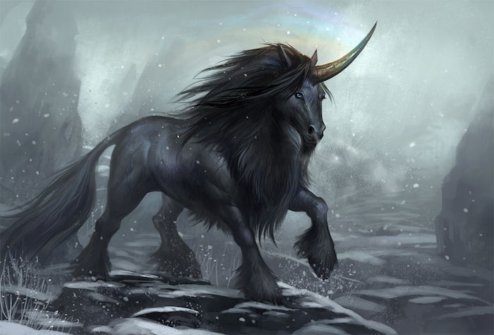 en svart enhörning med ett svart tätt mane och blåttögon och sten och snö unicorn bilder