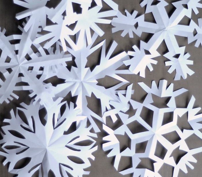 DIY winter - DIY projekt s bielym papierom v nezvyčajných tvaroch
