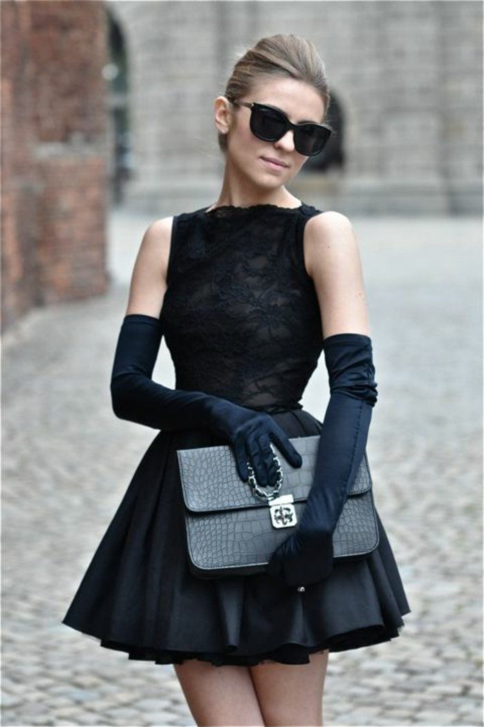 negru-rochie scurtă și elegant