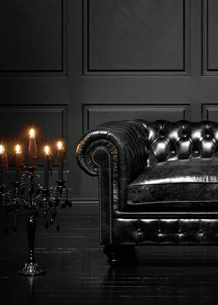 juodas vidus odinis Chesterfield sofos Žvakidė