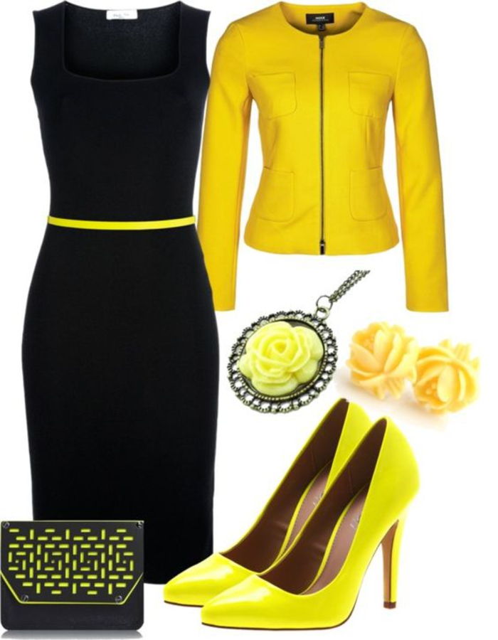 svart kjole med gul kombinere, pumper, halskjede og øredobber i gul
