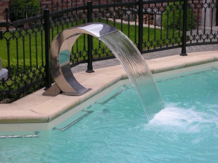 scwalldusche-pool-med-en-forsa dusch-the-pool-konstruktion