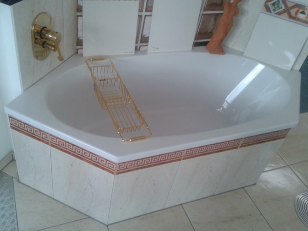 zeshoekige badkuip witte kleur