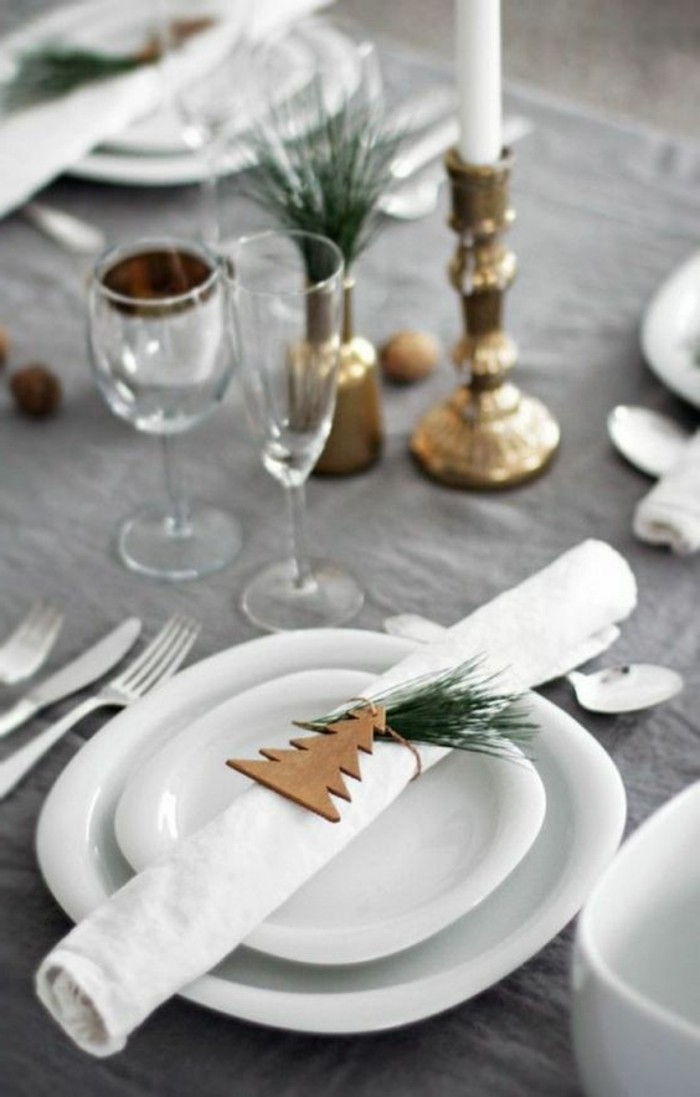 servett skrynkla jul-grå-bordsduk-vinsyra glaser Golden-ljusstake