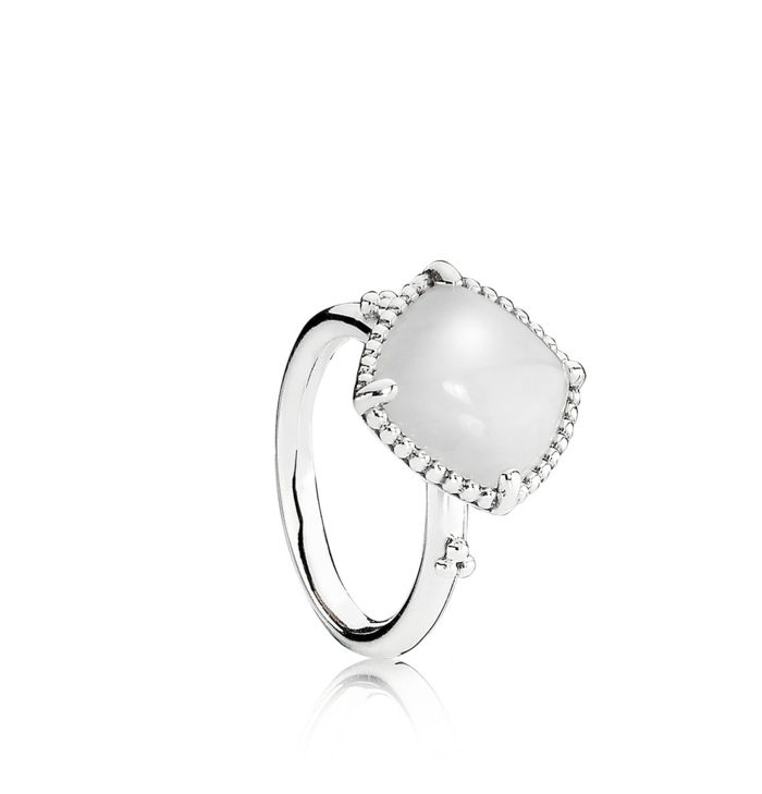 Inel argint Pandora alb-cuarțit model elegant