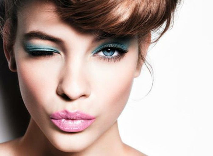 nauji metai-stilius-imbiero spalva spalvos plaukų turkio akių šešėliai rožinė lipgloss