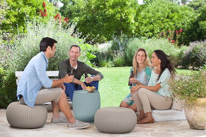 golv kuddar sy idéer för veranda möte med vänner grilla brädspel